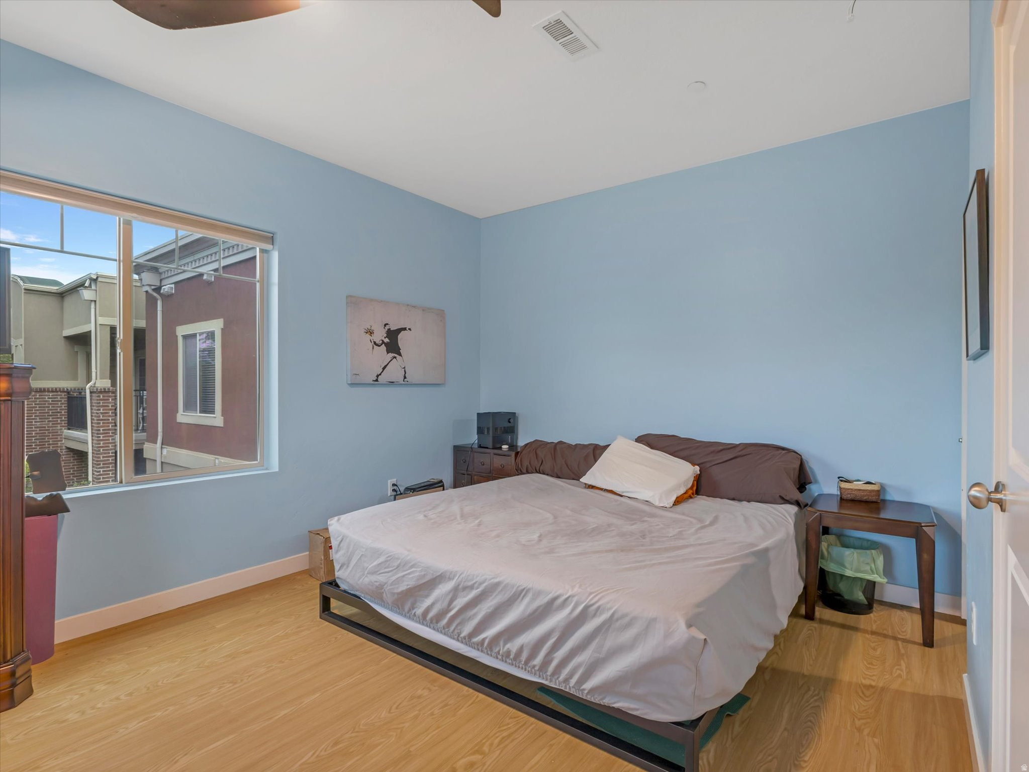 190 E BELMONT AVE #9