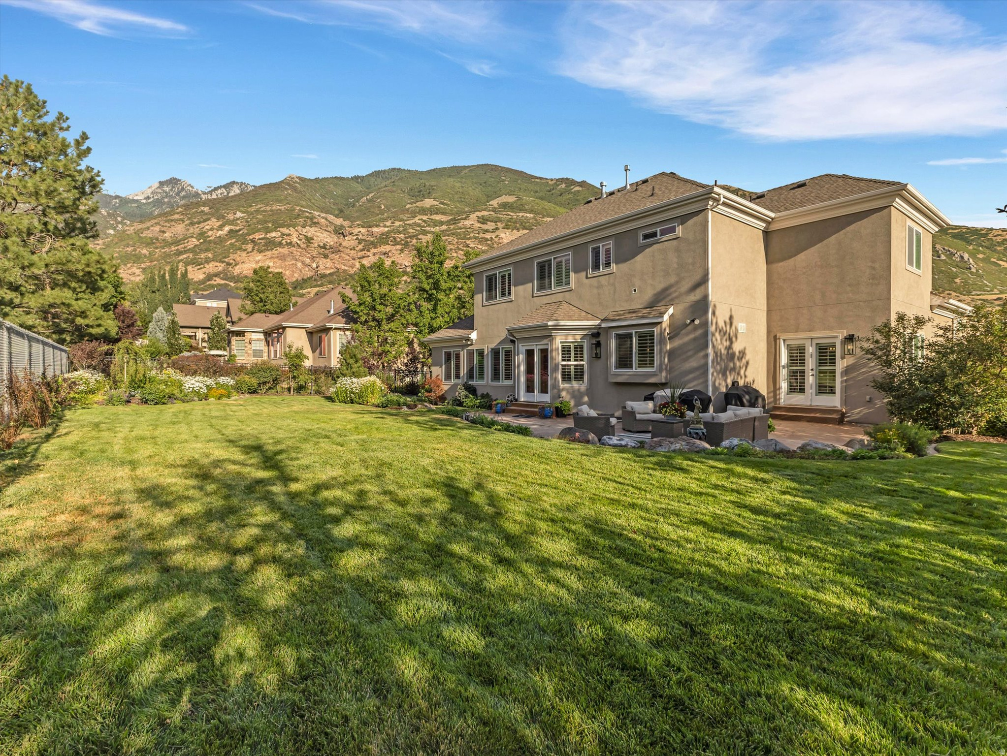 2185 E CATANIA DR
