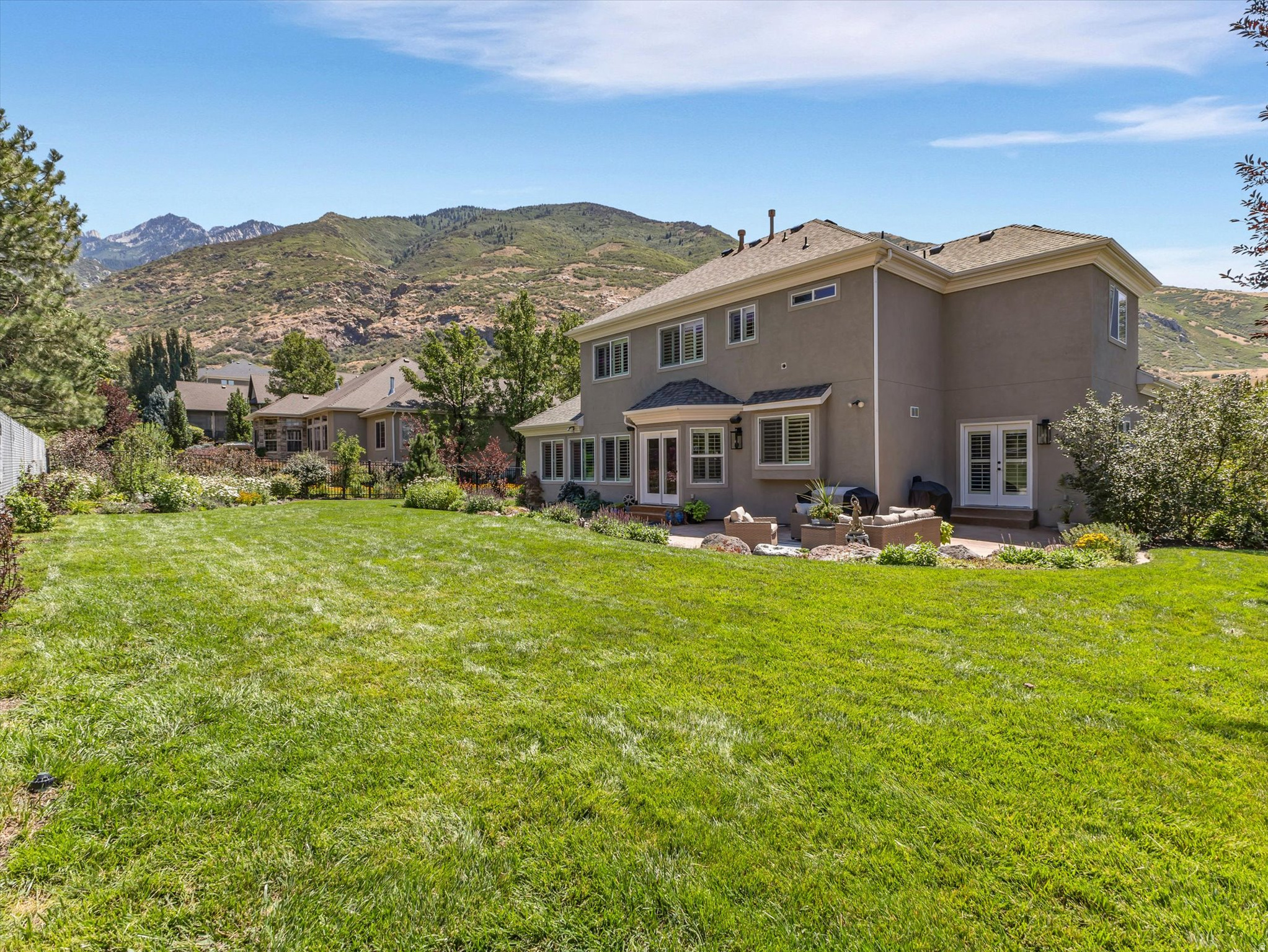 2185 E CATANIA DR