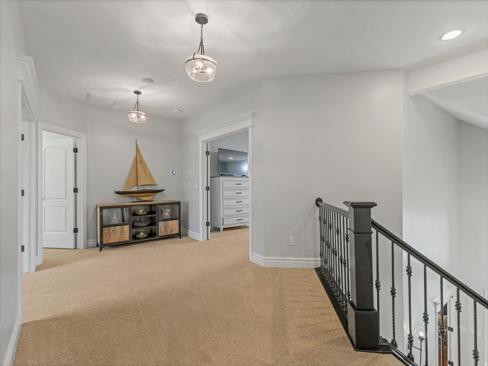 2185 E CATANIA DR