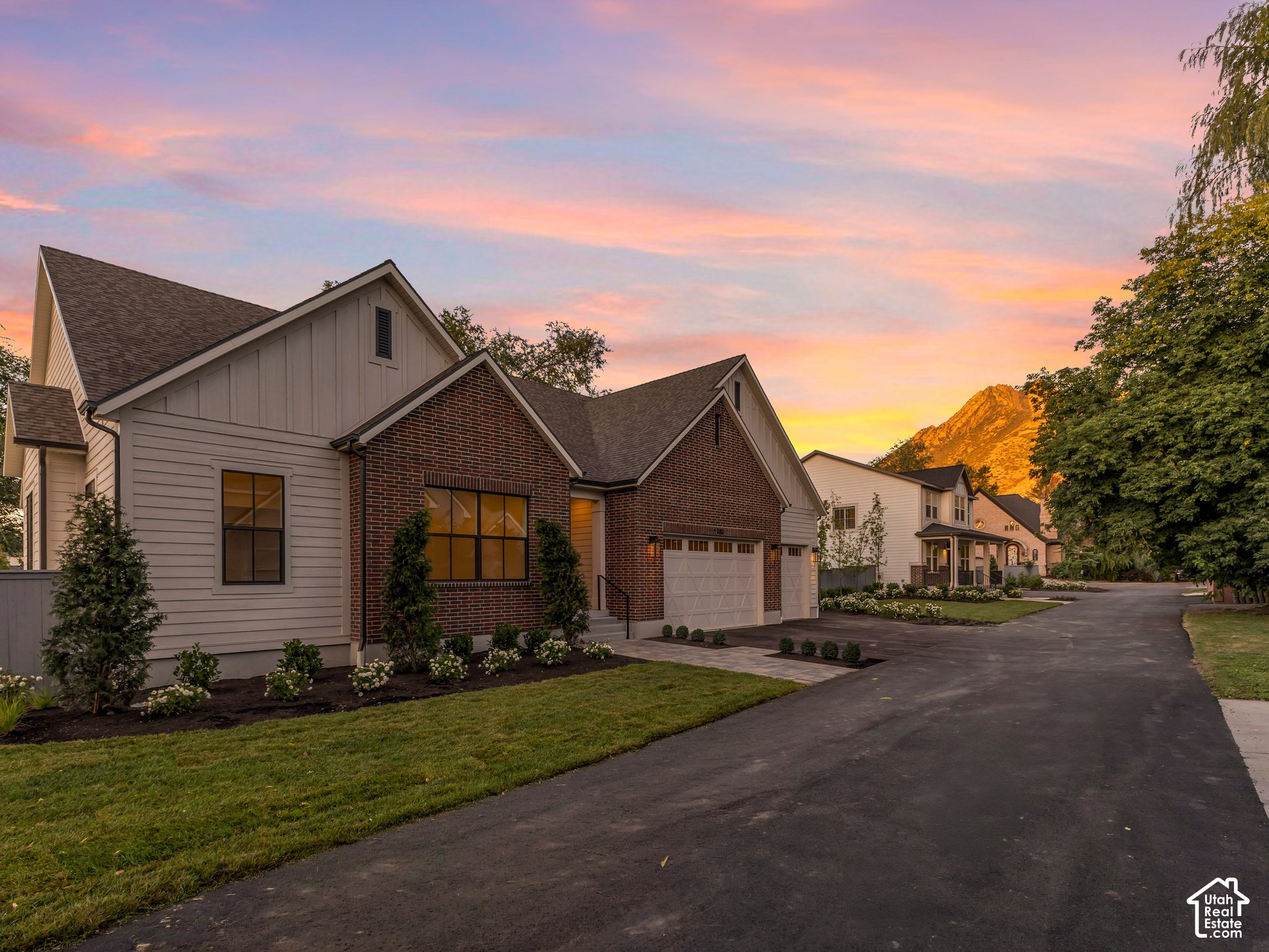 1987 E WALKER MEADOWS CIR