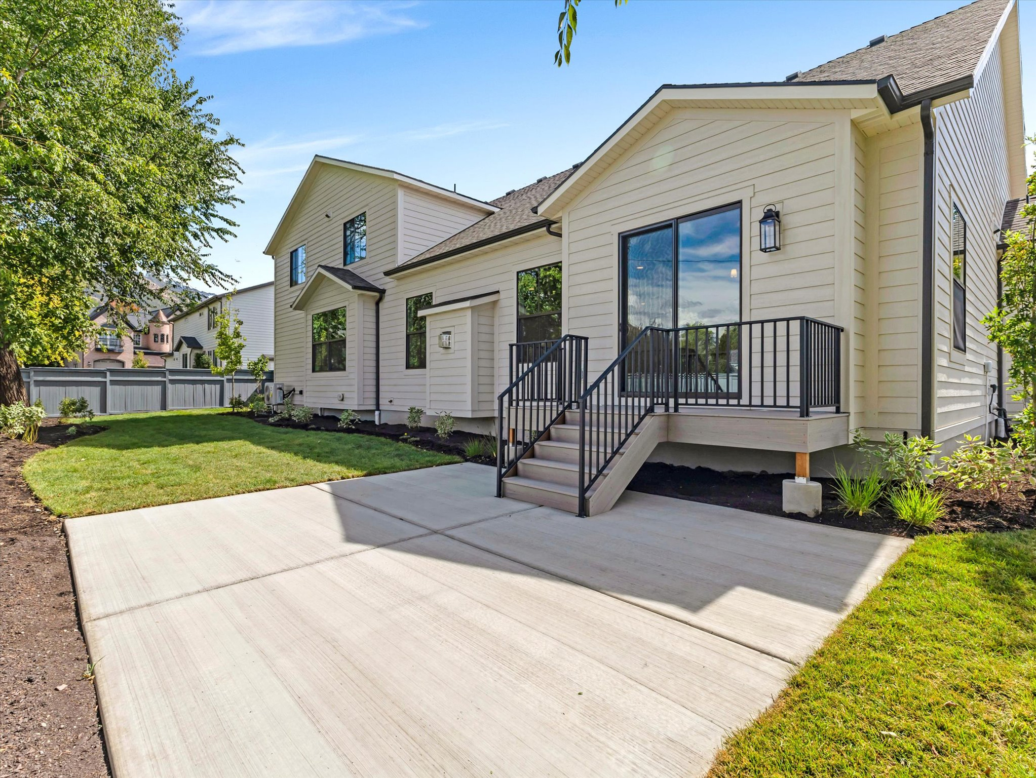 1987 E WALKER MEADOWS CIR