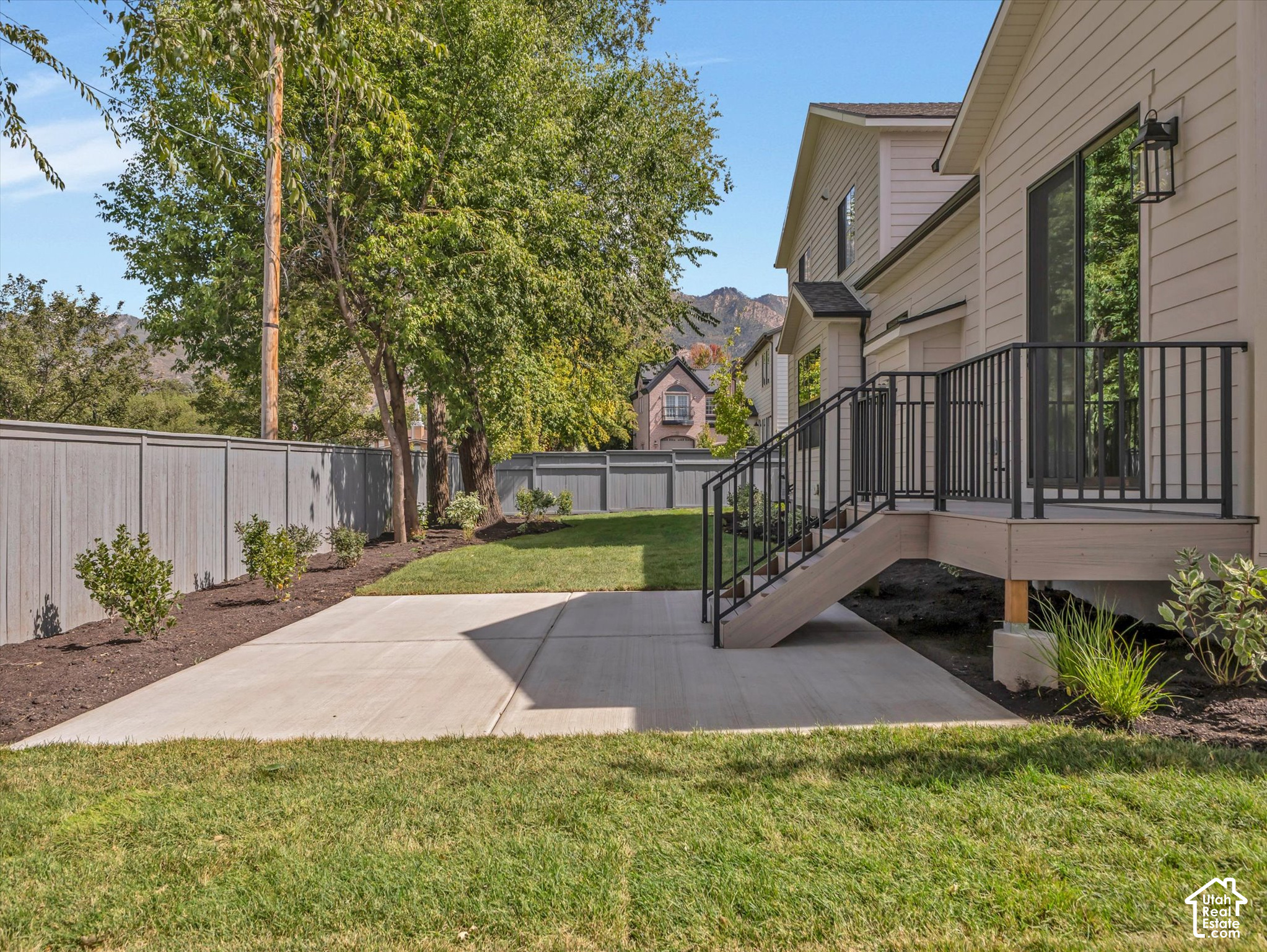 1987 E WALKER MEADOWS CIR