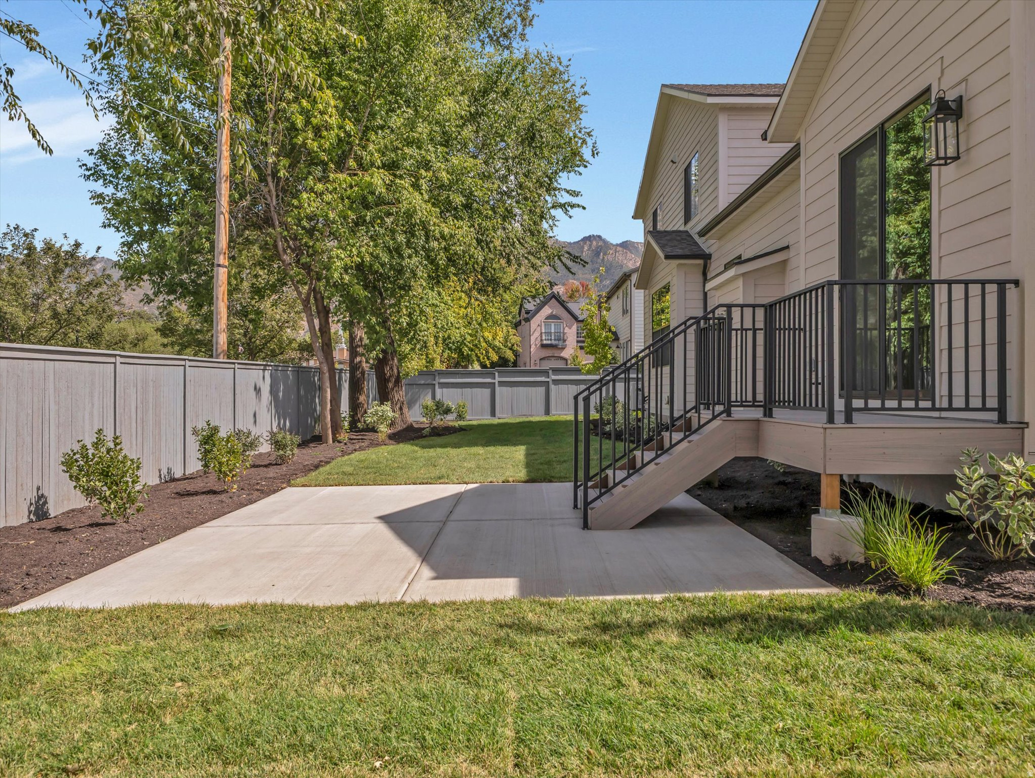 1987 E WALKER MEADOWS CIR