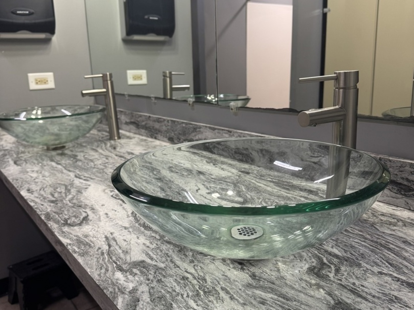 2525 E Division Street