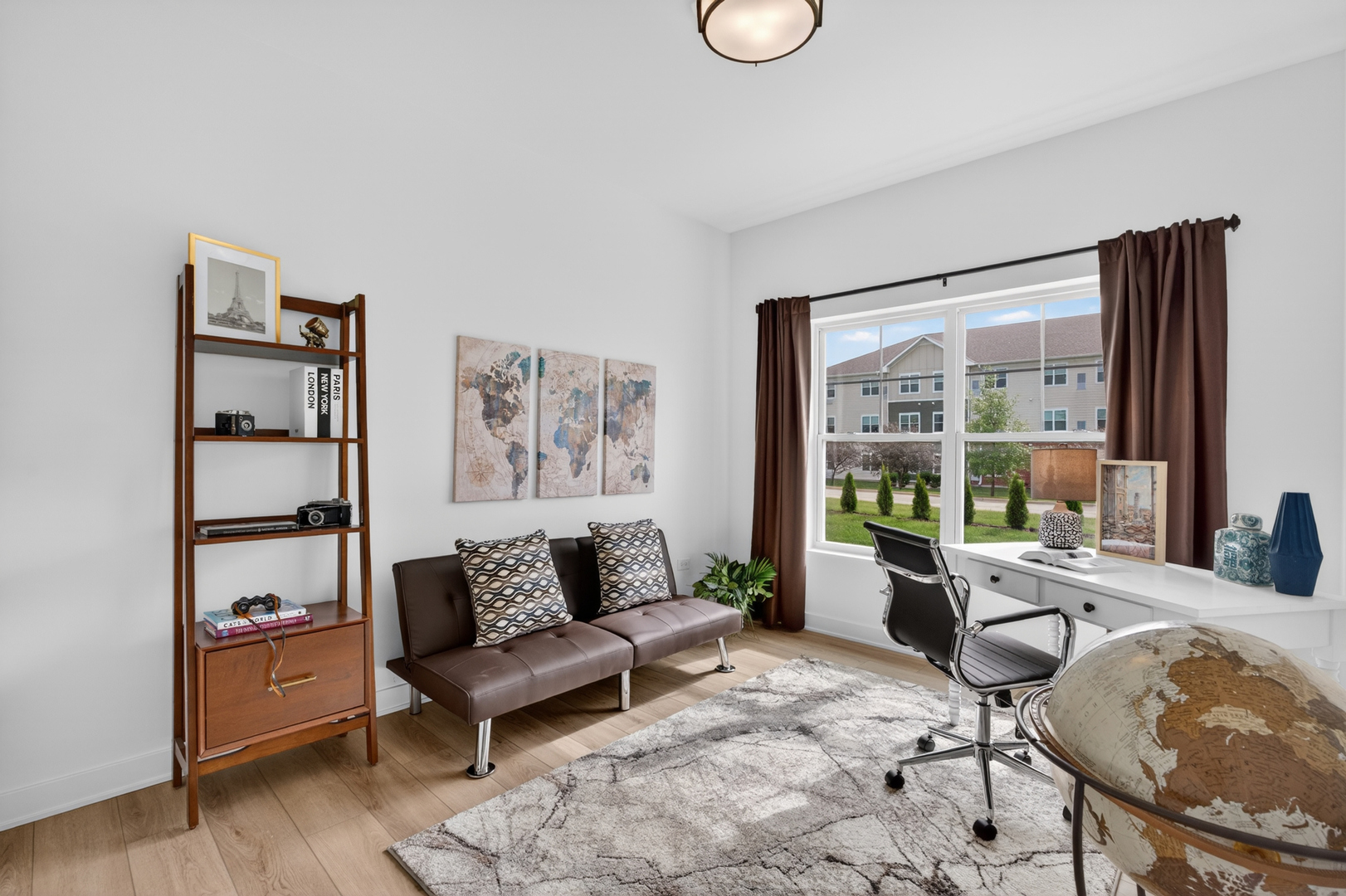 2033 Isabella Lane