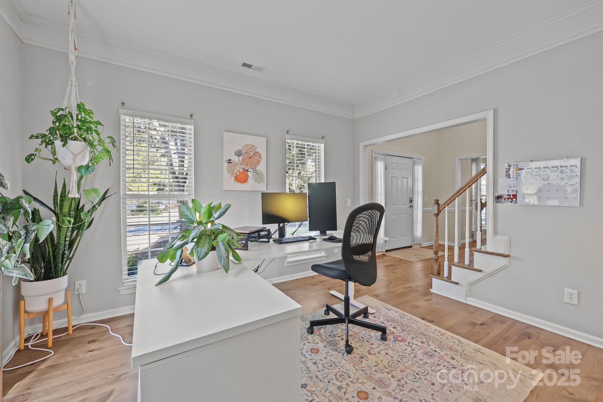 597 NW Gatsby Place NW