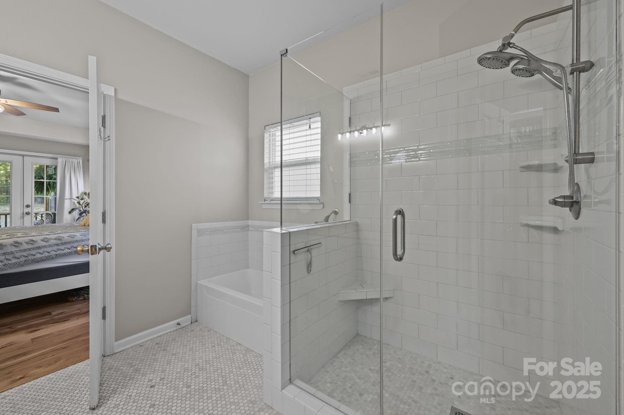 597 NW Gatsby Place NW