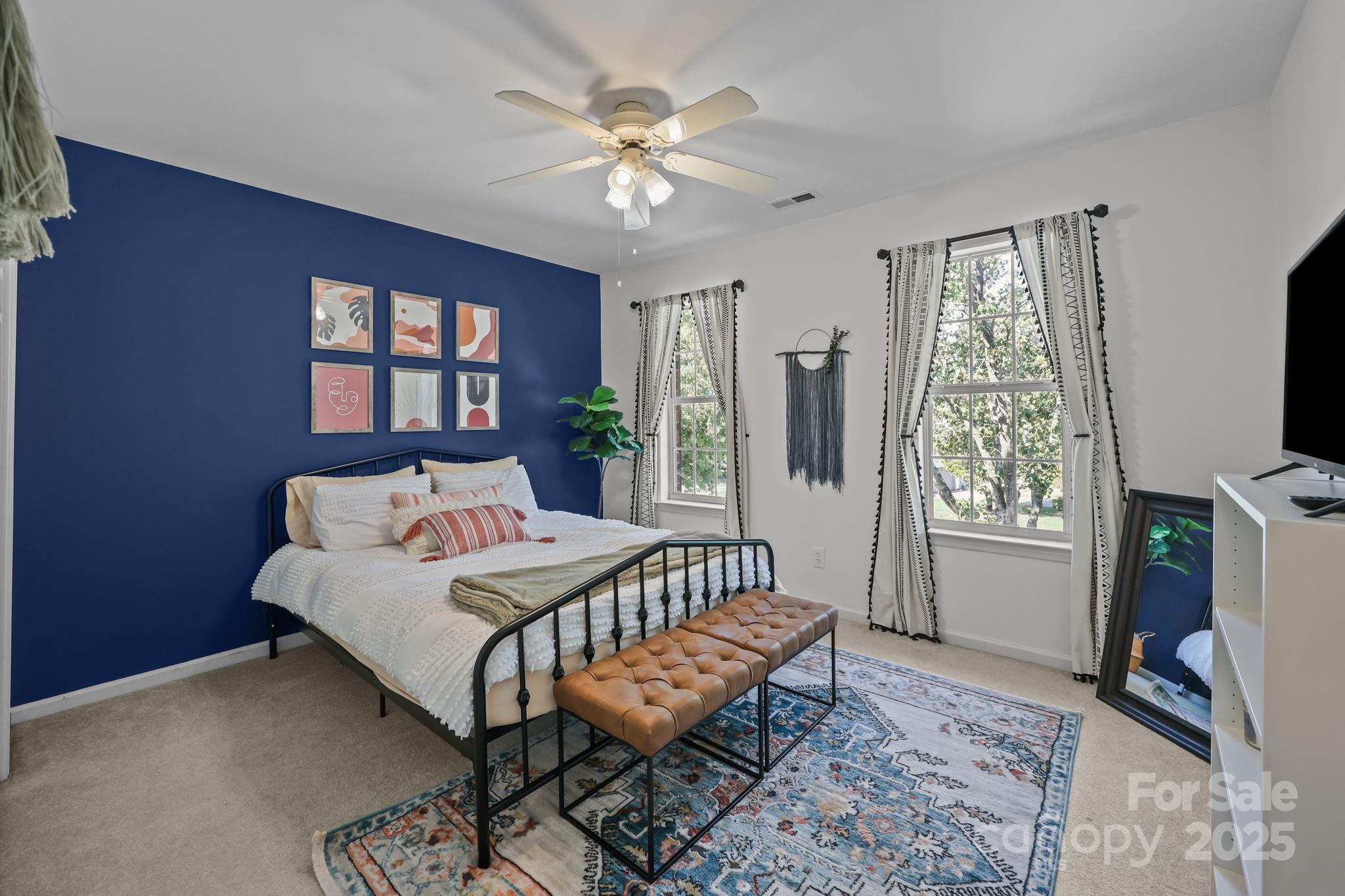 597 NW Gatsby Place NW