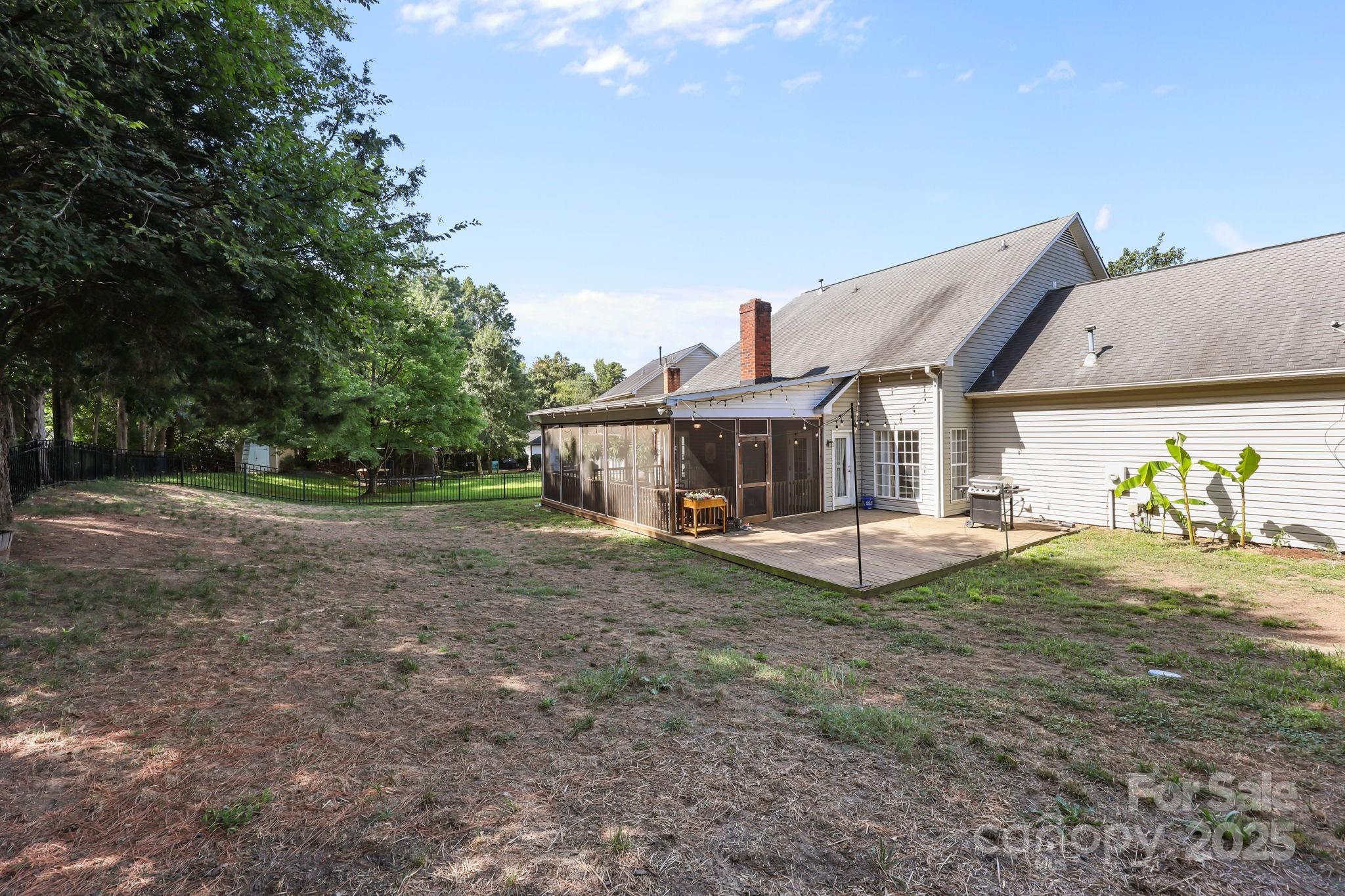 597 NW Gatsby Place NW