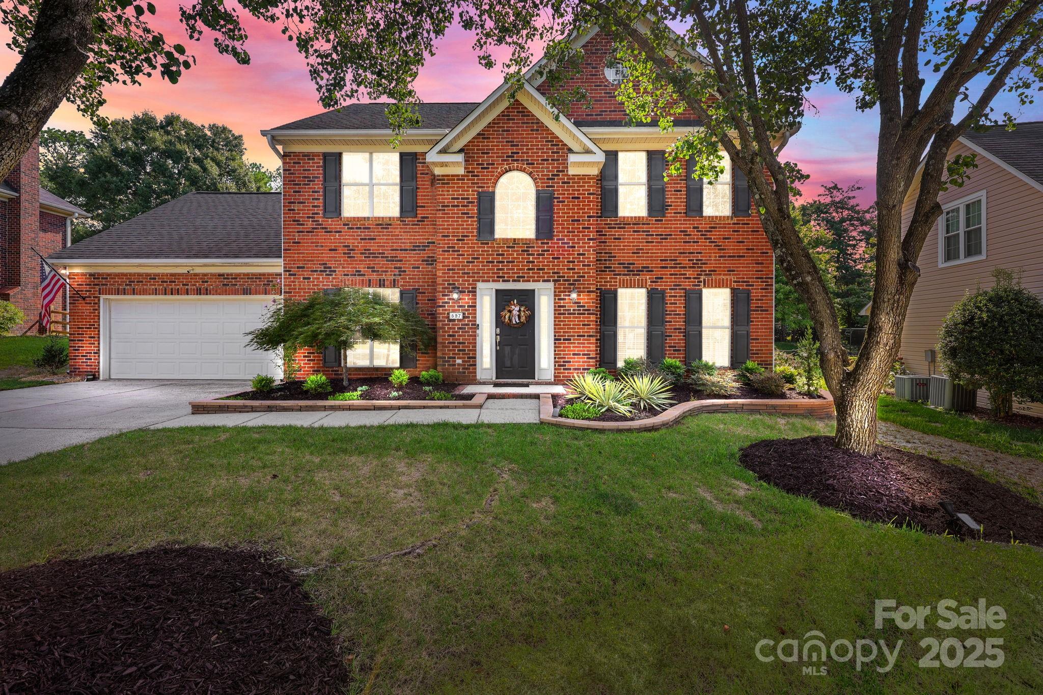 597 NW Gatsby Place NW