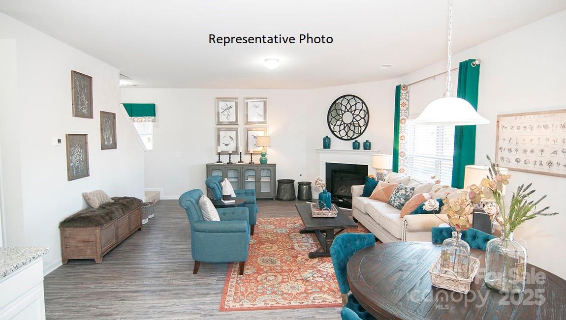 108 Pecan Grove Lane