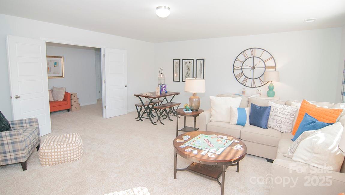 108 Pecan Grove Lane