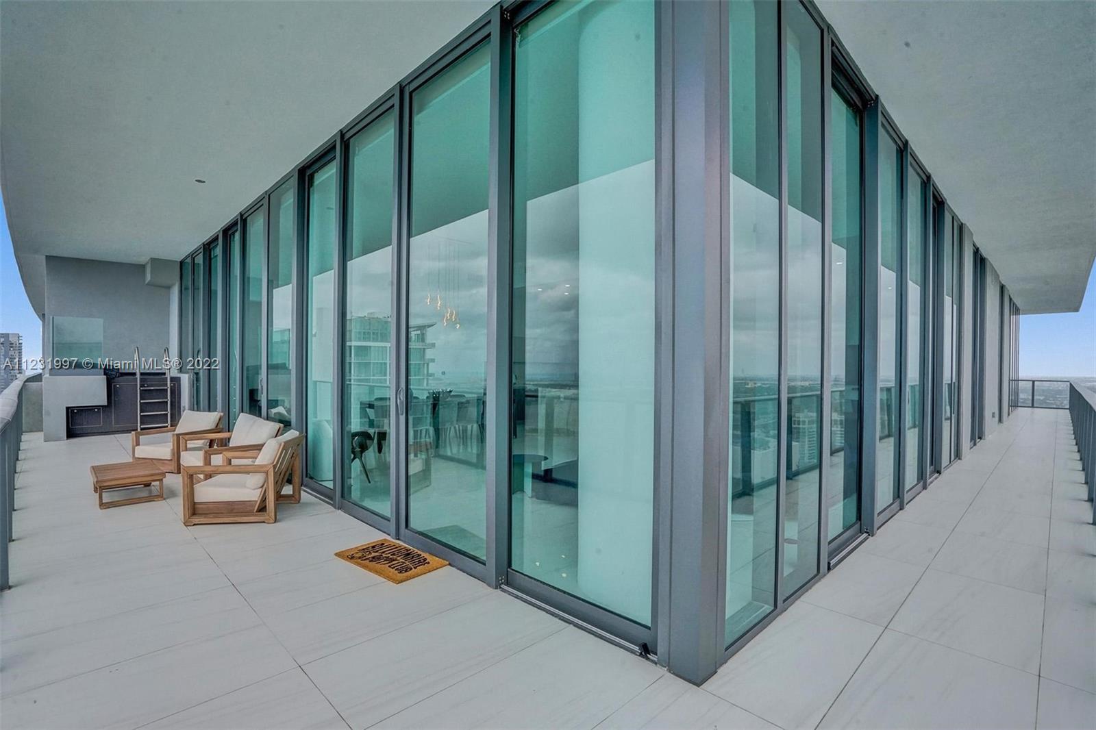 480 NE 31st St Unit: PH5004