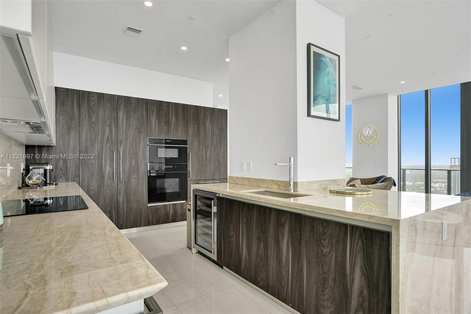 480 NE 31st St Unit: PH5004