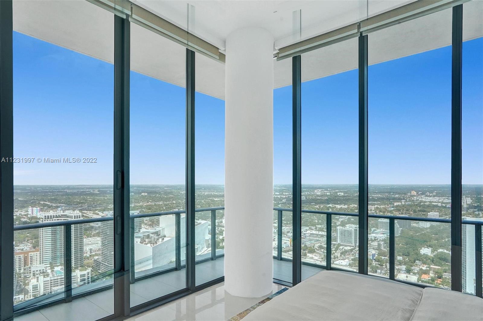 480 NE 31st St Unit: PH5004