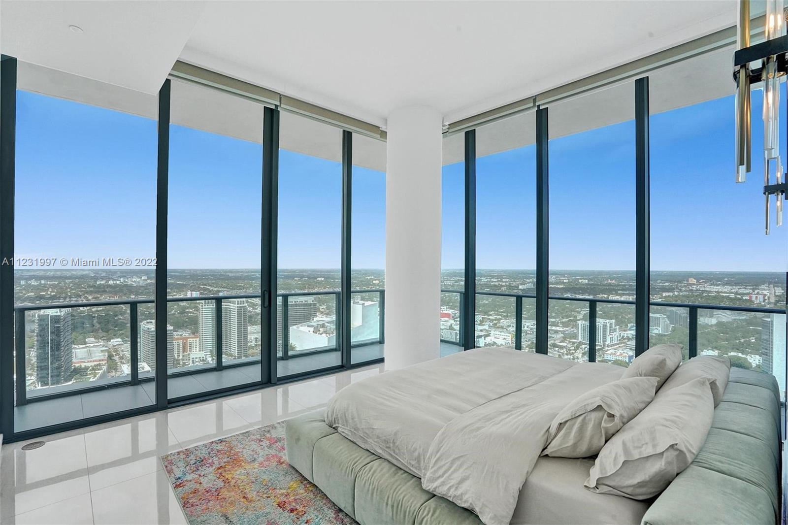 480 NE 31st St Unit: PH5004