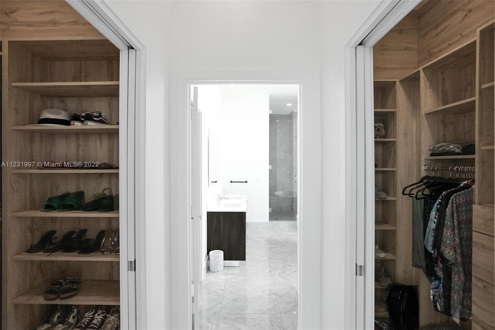 480 NE 31st St Unit: PH5004