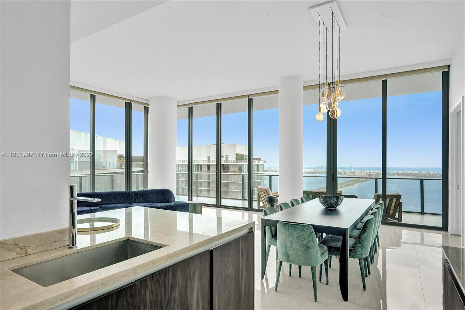 480 NE 31st St Unit: PH5004