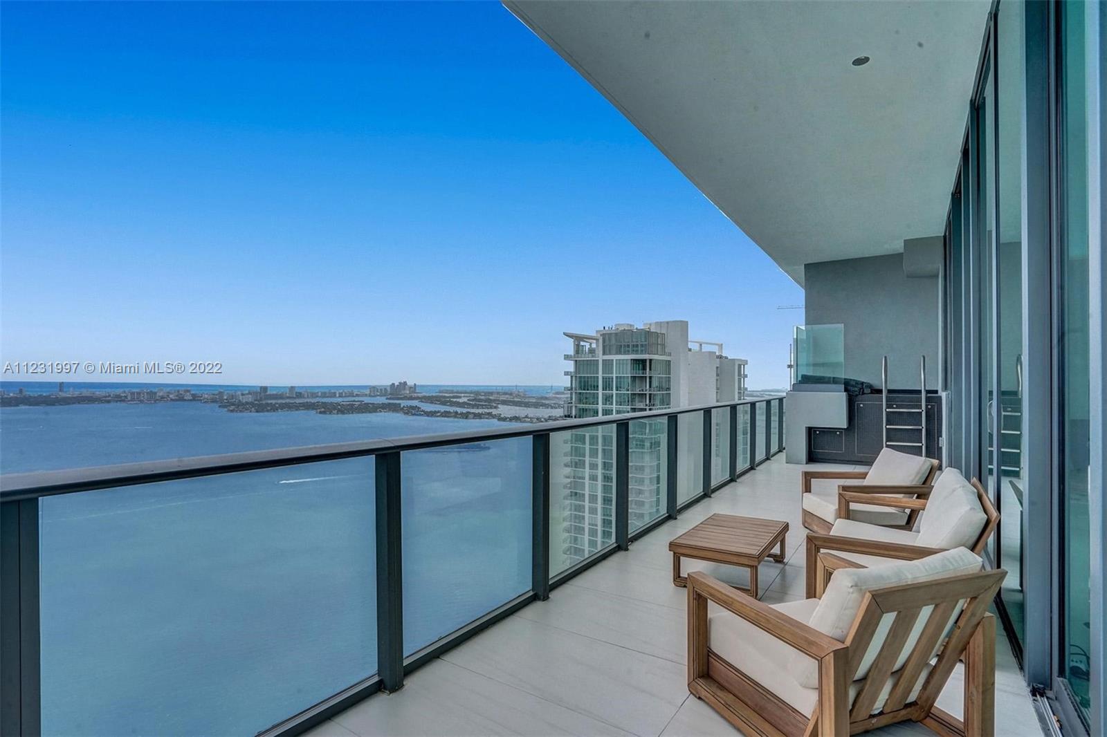 480 NE 31st St Unit: PH5004