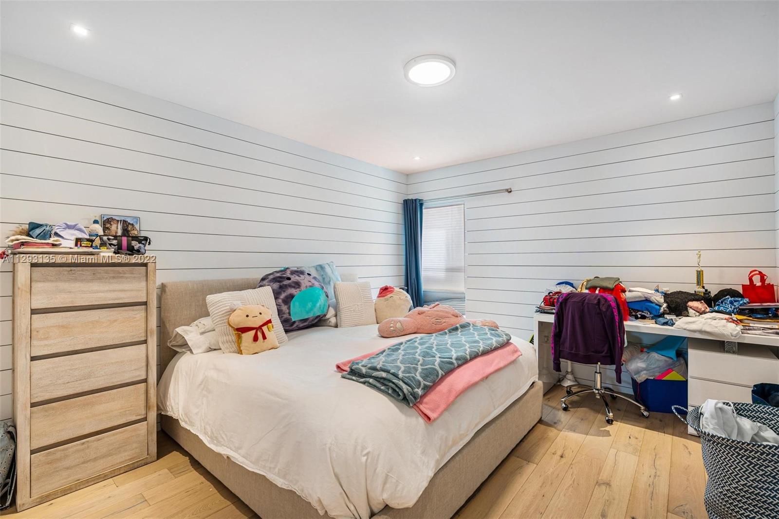 166 Harbor Dr Unit: 2B