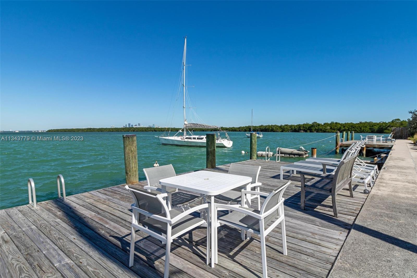 166 Harbor Dr Unit: 1A