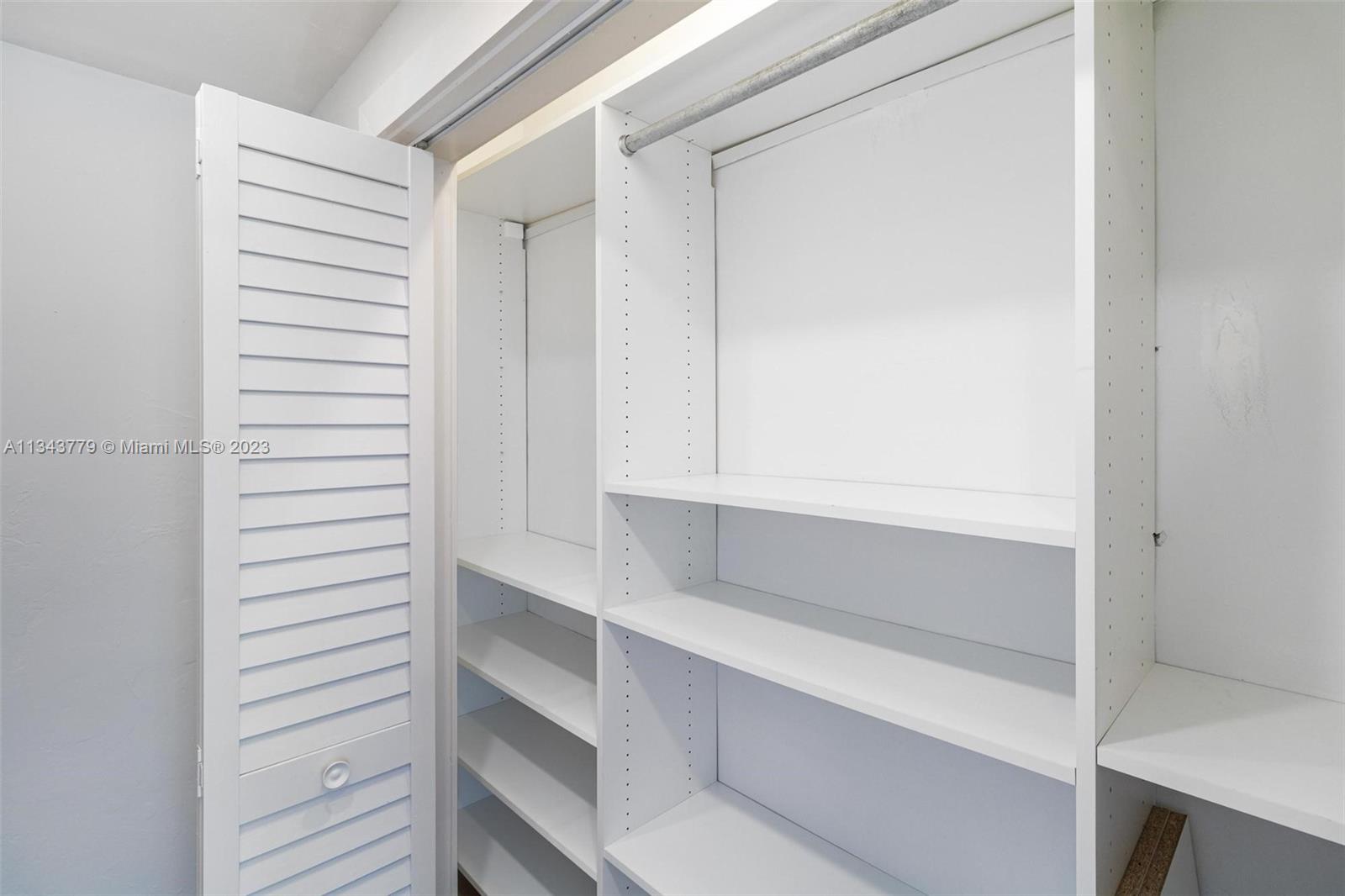 166 Harbor Dr Unit: 1A