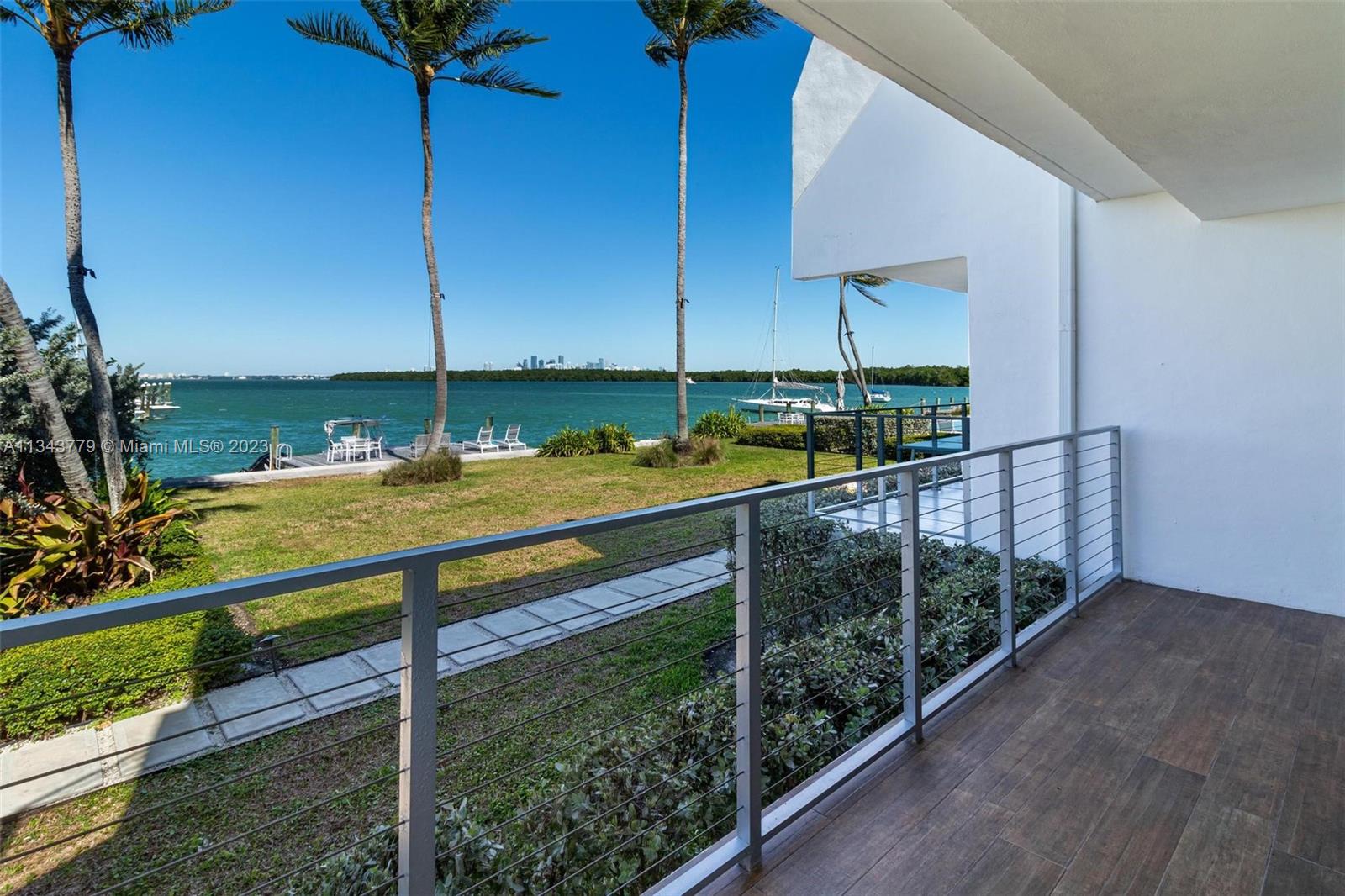 166 Harbor Dr Unit: 1A