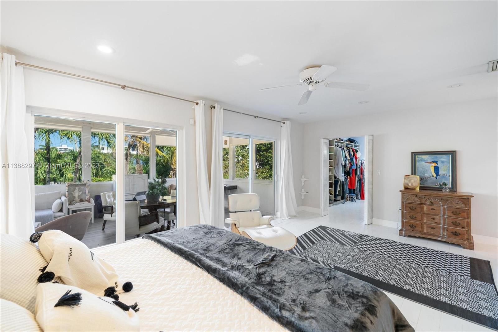 525 Ridgewood Rd