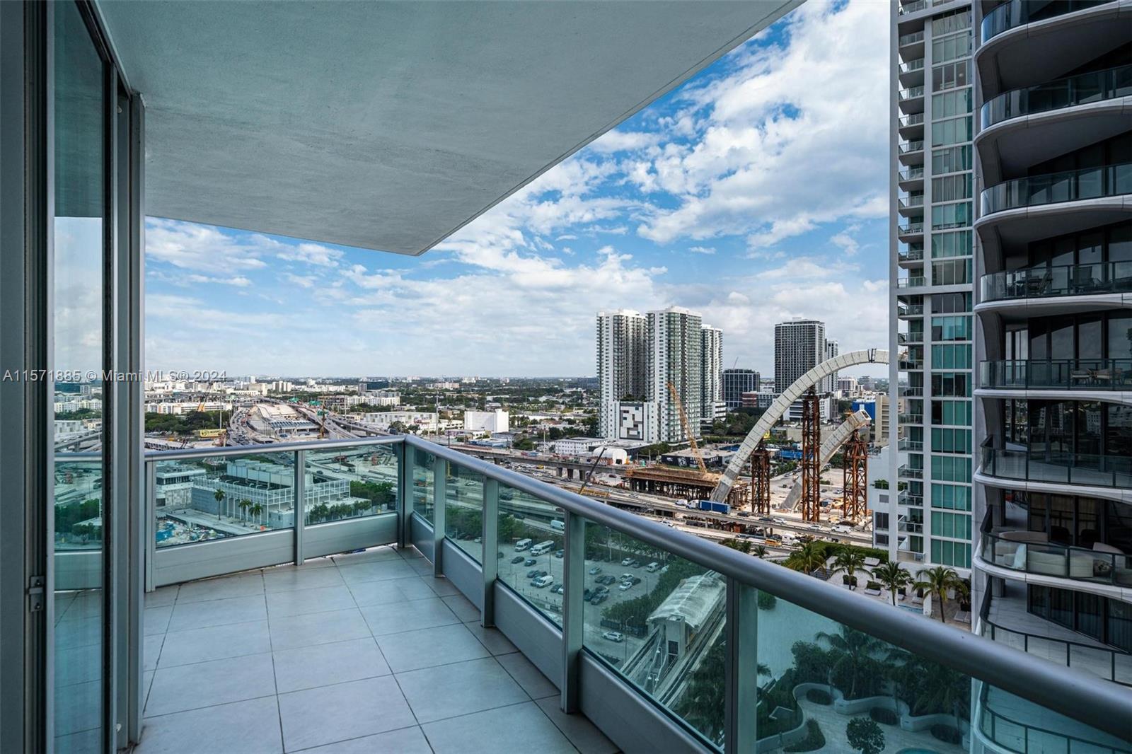 900 Biscayne Blvd # 2212