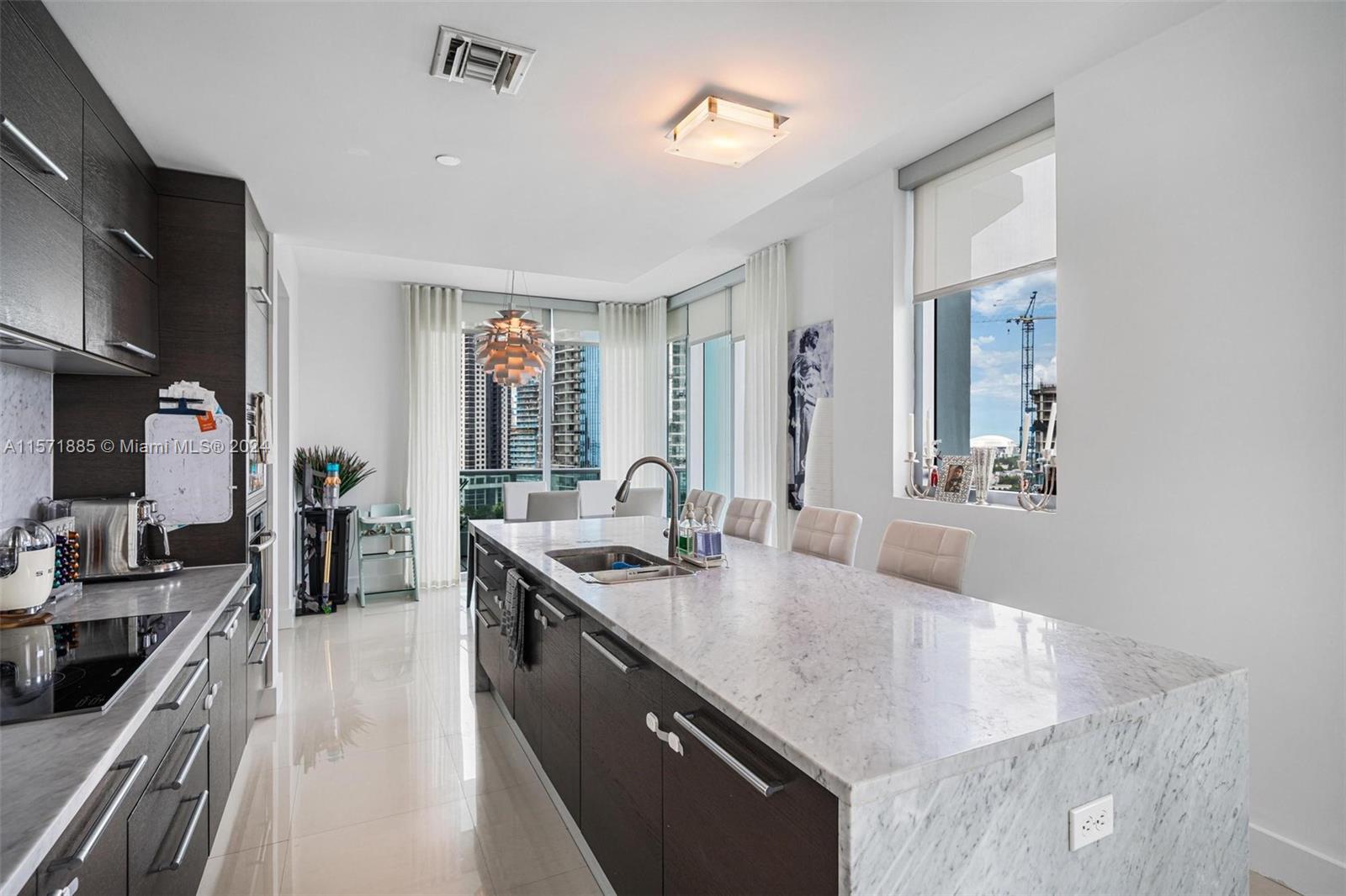 900 Biscayne Blvd # 2212