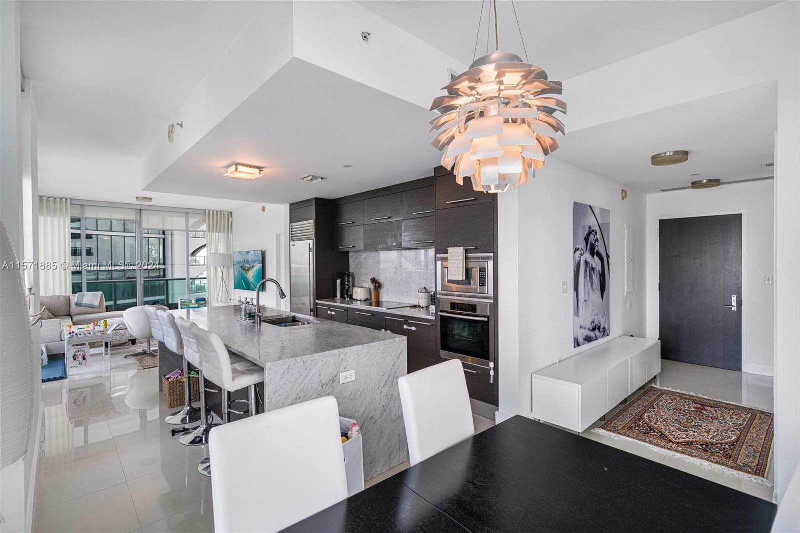 900 Biscayne Blvd # 2212