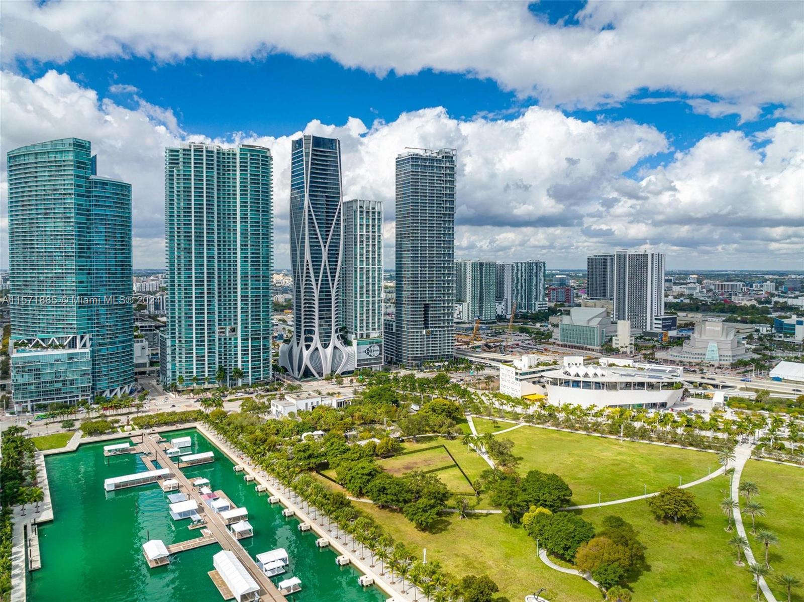 900 Biscayne Blvd # 2212