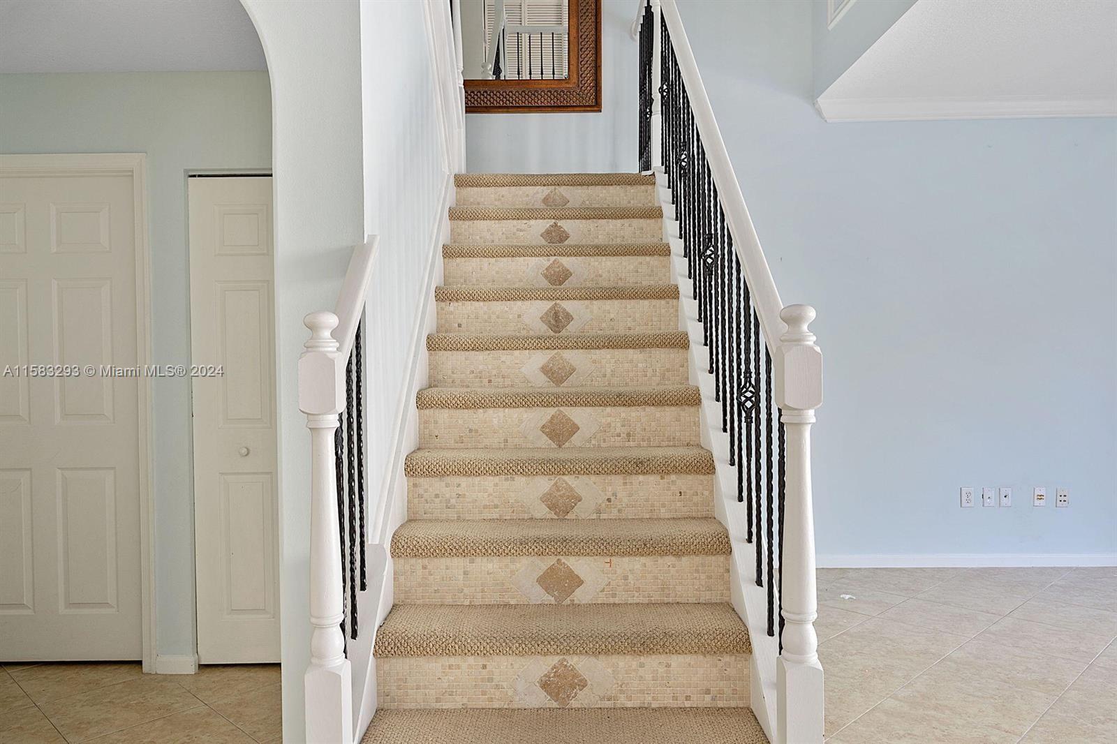 9869 Woodworth Ct