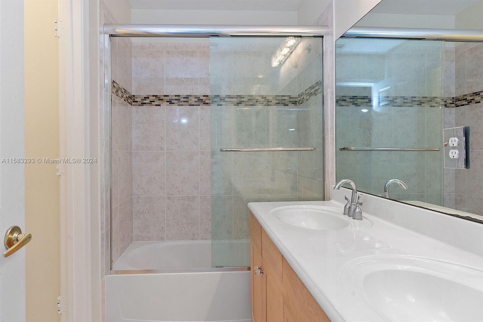 9869 Woodworth Ct