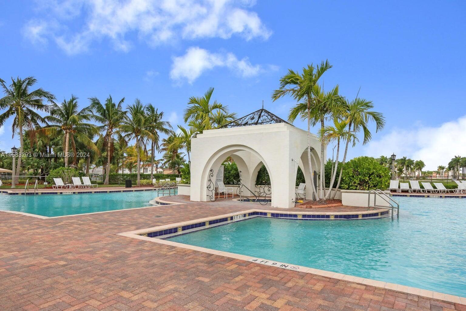 9869 Woodworth Ct