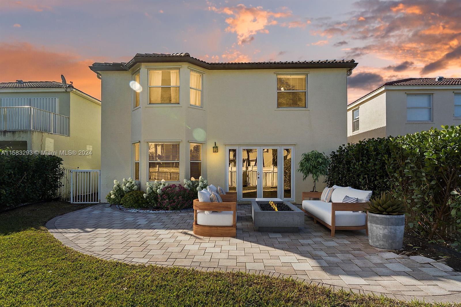9869 Woodworth Ct