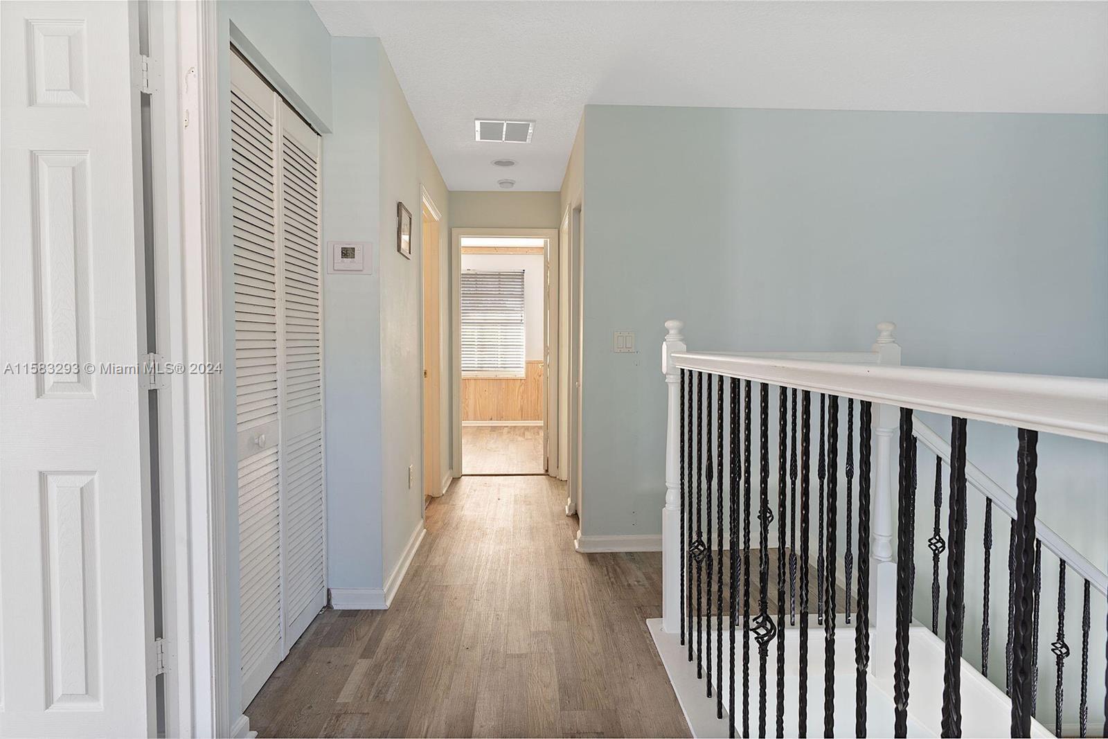9869 Woodworth Ct