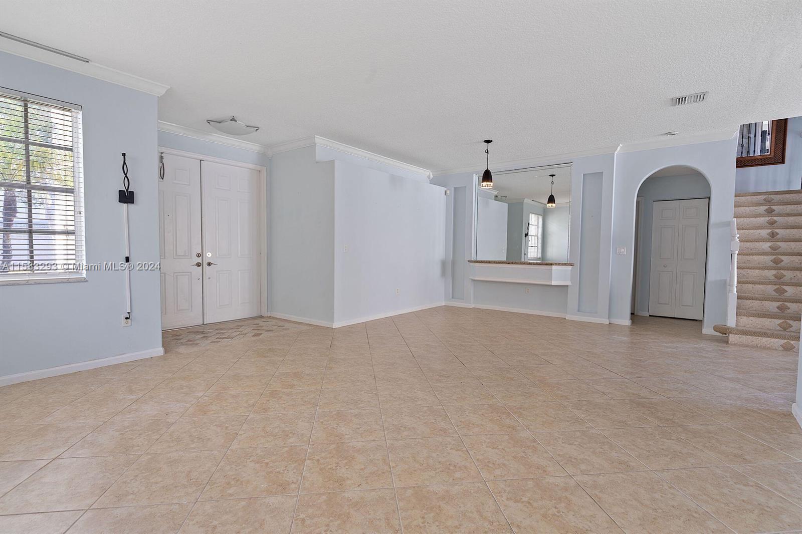 9869 Woodworth Ct