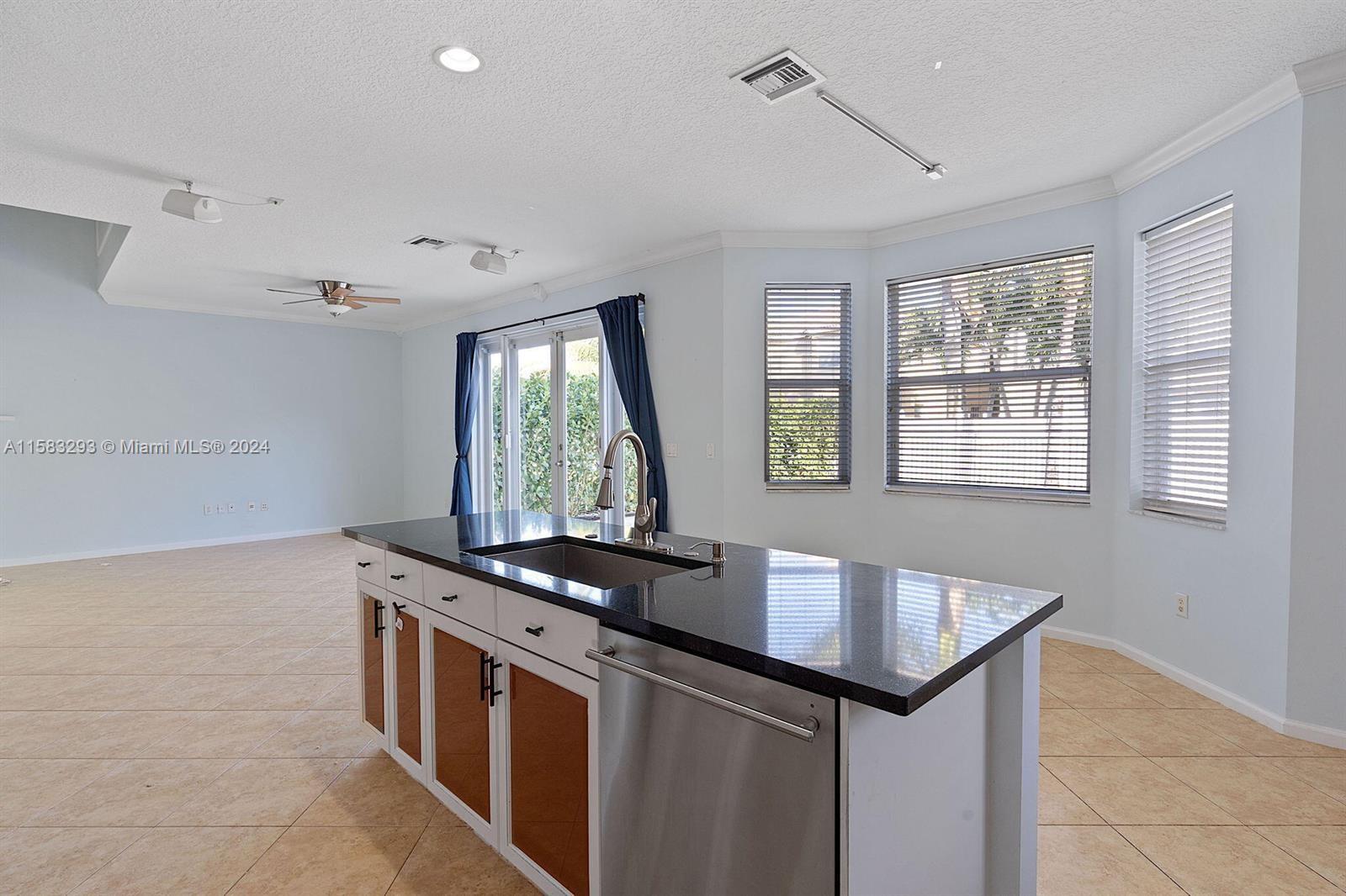 9869 Woodworth Ct