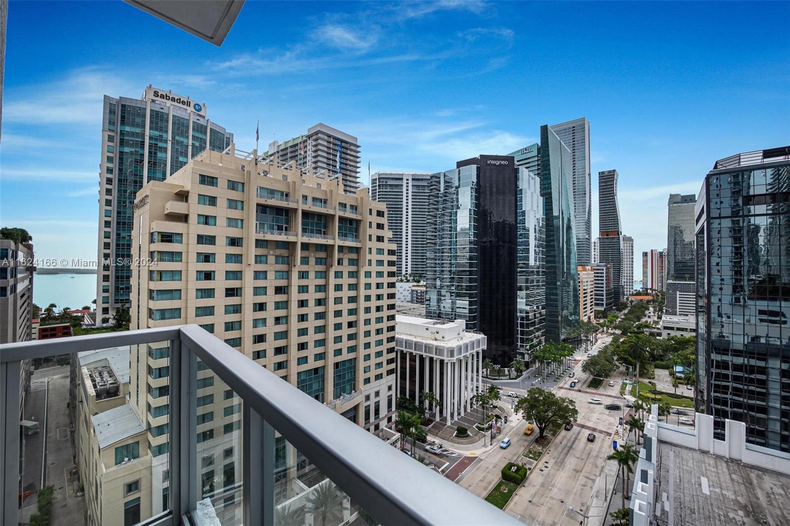 1060 Brickell Ave # 1607