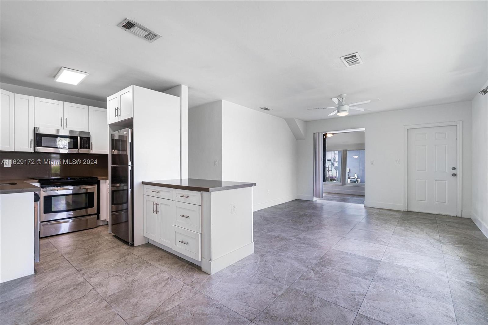 118 SW 24th Ave