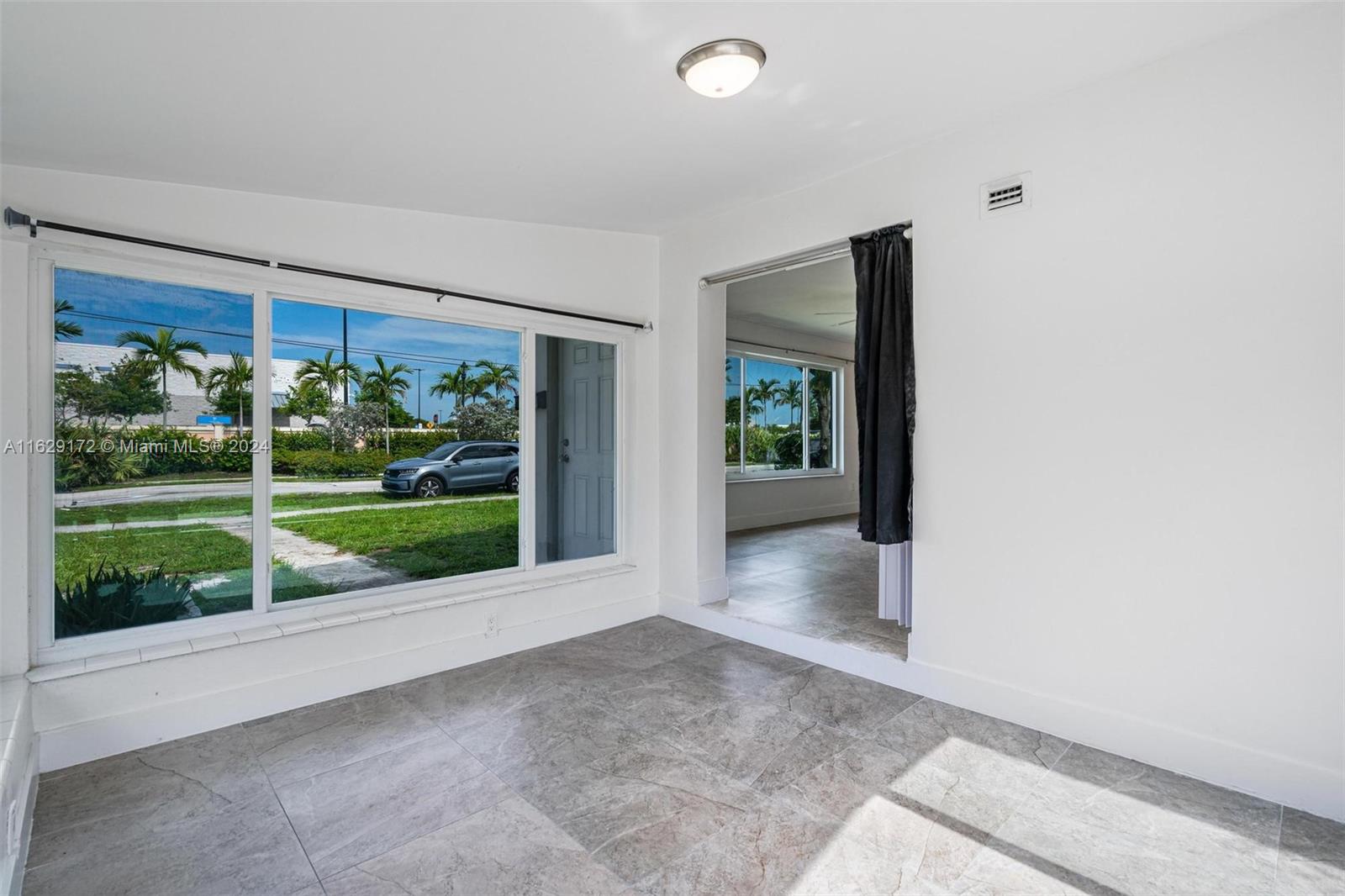 118 SW 24th Ave