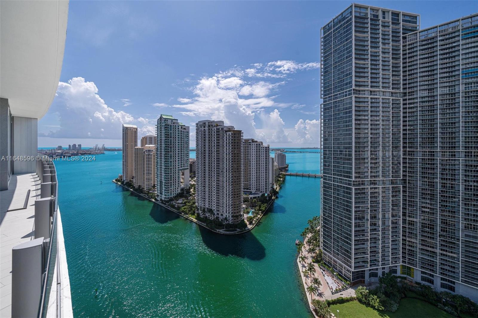 300 biscayne blvd way # 2807
