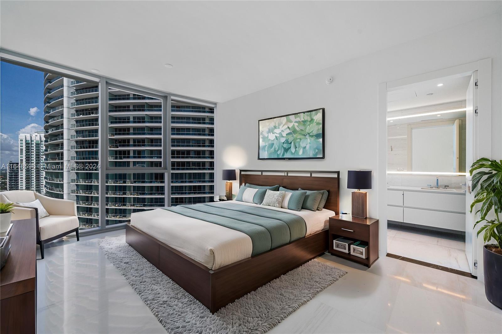 300 biscayne blvd way # 2807