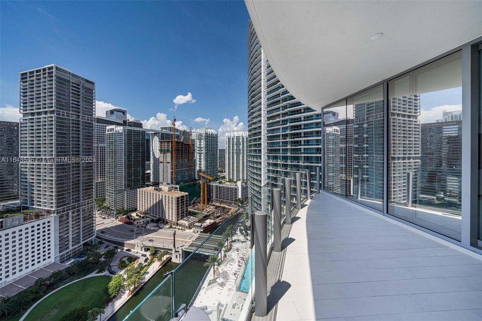 300 biscayne blvd way # 2807