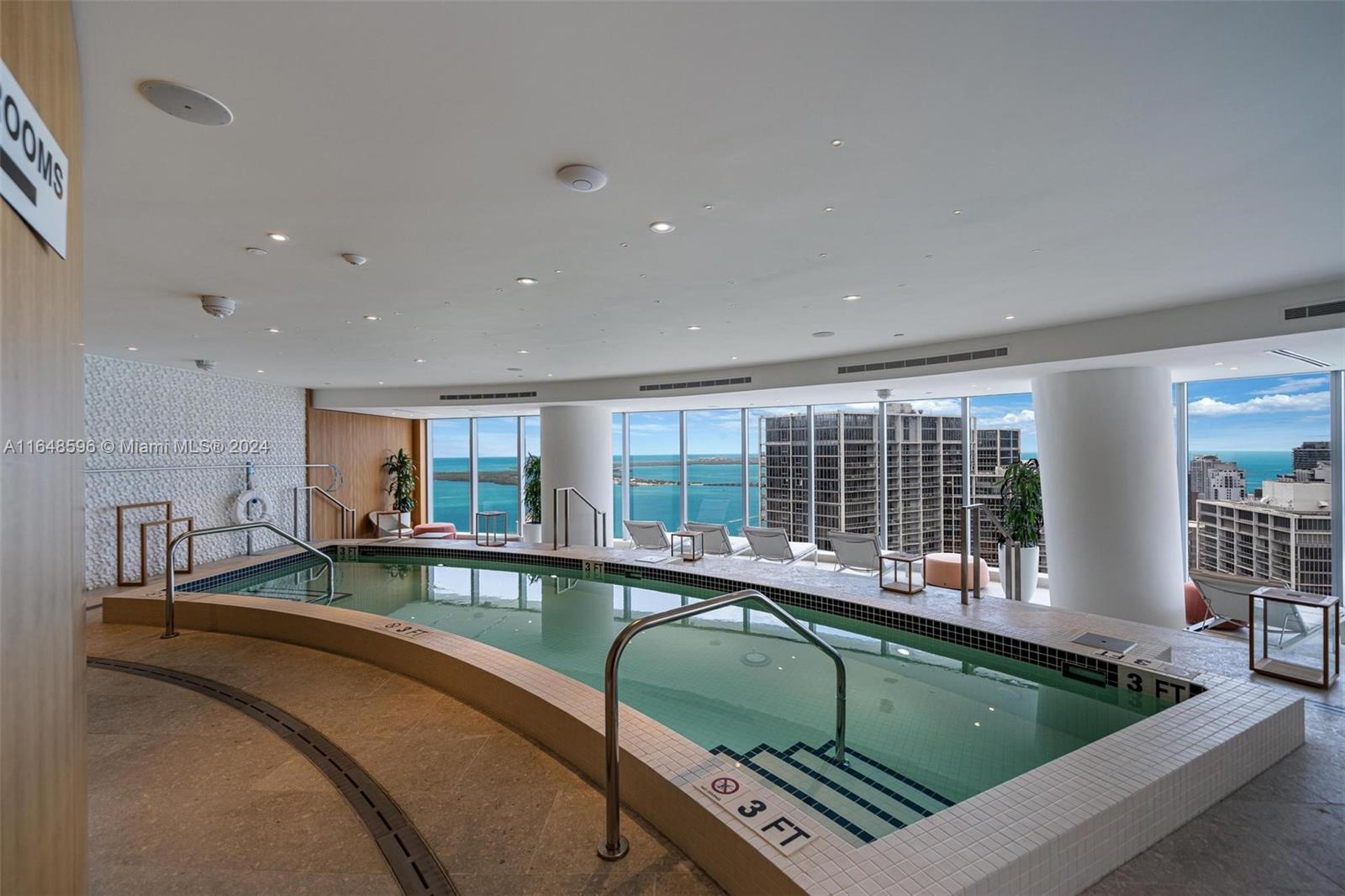 300 biscayne blvd way # 2807