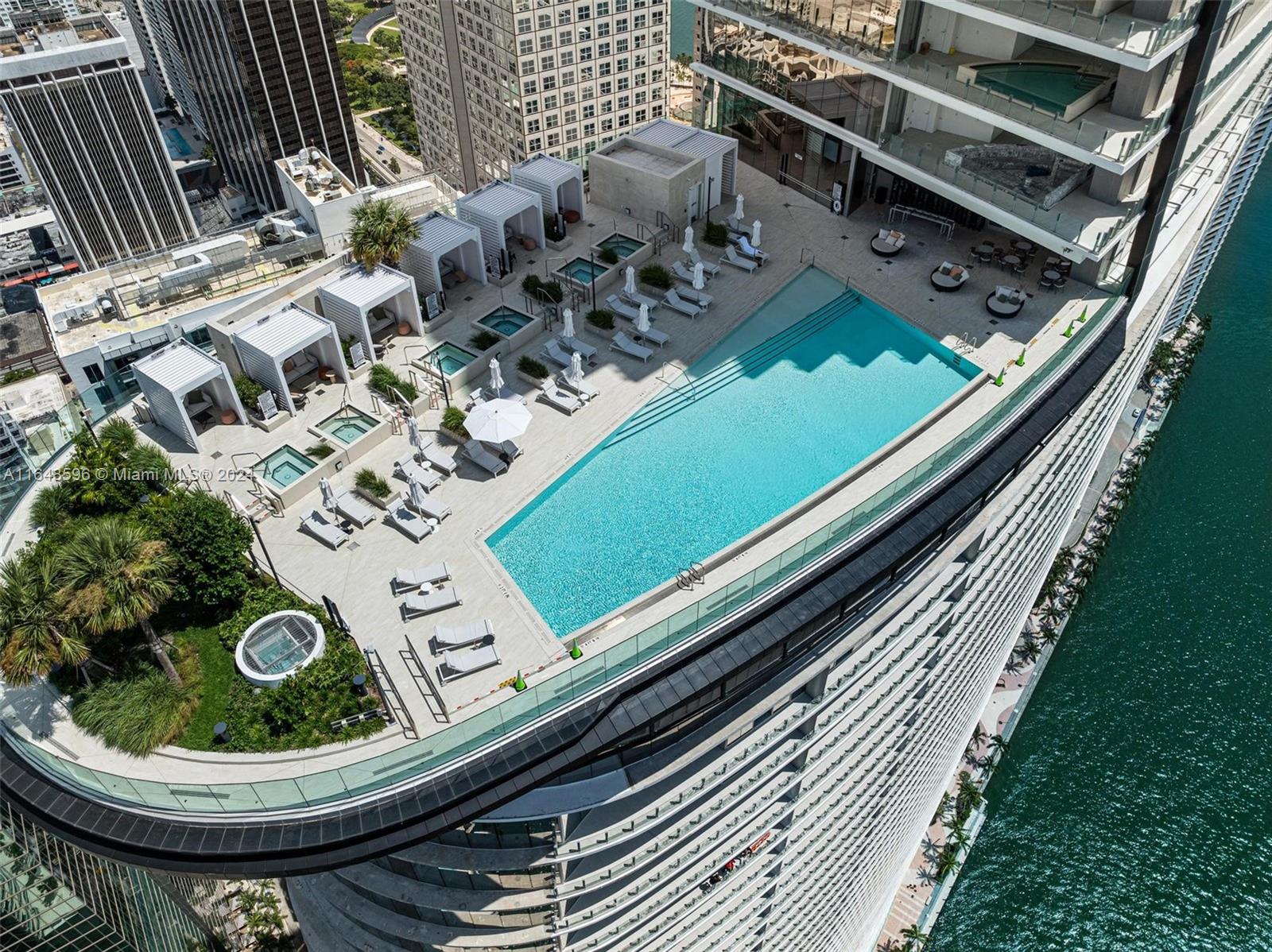 300 biscayne blvd way # 2807