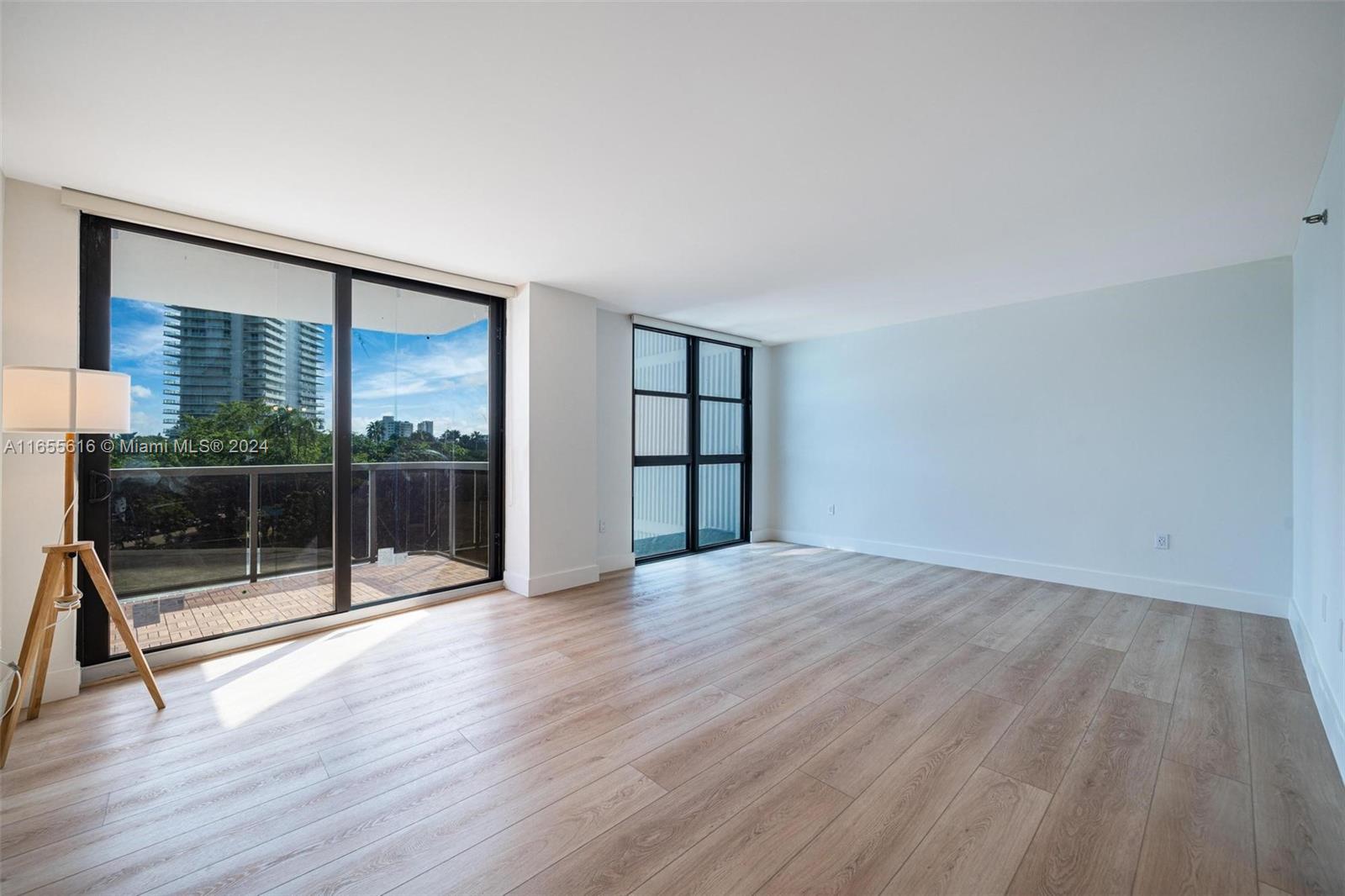 9 Island Ave # 414