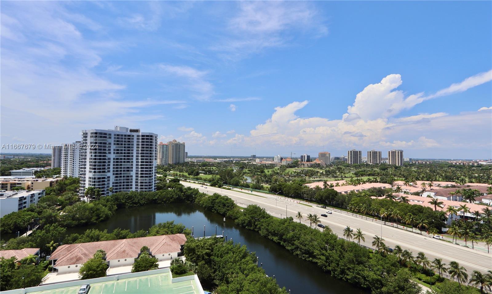 3500 Mystic Pointe Dr # 1703